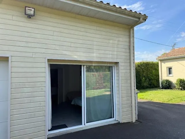 A La Campagne Landhaus Béruges